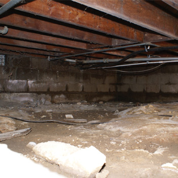 Crawlspace before vapor barrier